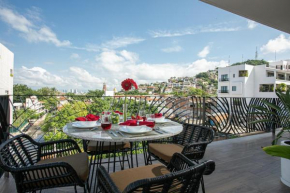 Prime 2BR Condo, Rooftop Pool and Gym
